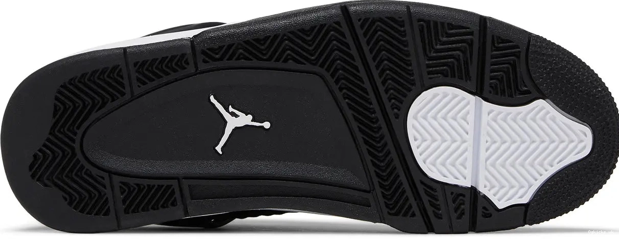 White Jordan Retro Thunder GS 4 0707